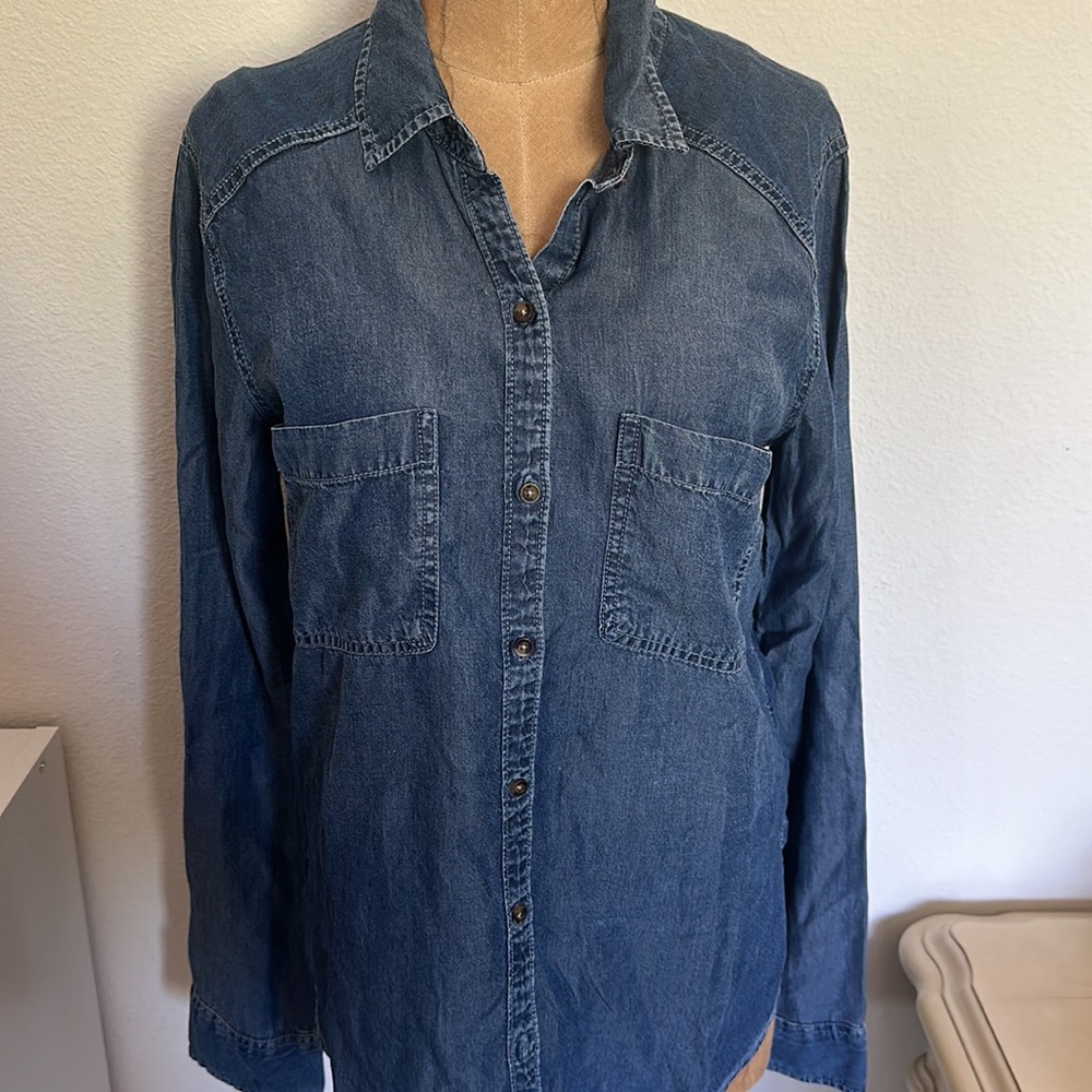 Abercrombie & Fitch Blue Button Down Shirt